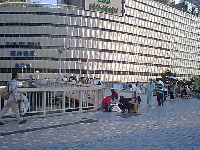 阪神前交差点の歩道橋